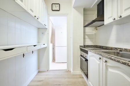 Avinguda de la Malva-Rosa, Valencia, Valencian Community 46011 - Photo 3