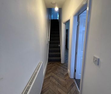 3 Bed Terraced House, Alpha Street West, M6 - Photo 3