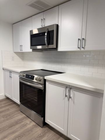 For Lease - 19 Regency Crescent Unit# 302, Whitby, Ontario - Photo 5