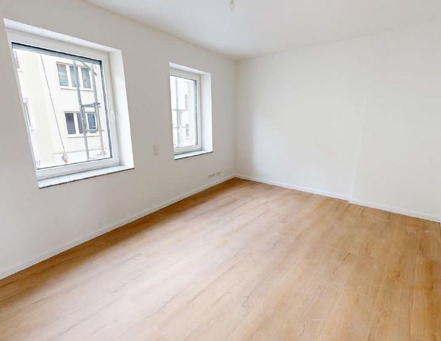 Stilvolle 5-Zimmer-Maisonettewohnung mit Dachterrasse in bester Innenstadtlage von Brühl (MB 4909) - Foto 1