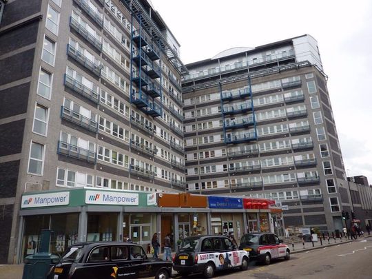 1 bedroom flat to rent - Photo 1