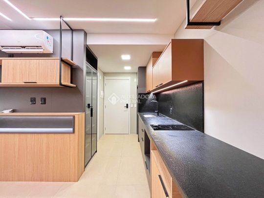 Apartamento com 1 quarto e 27m² para alugar em Boa Vista, Porto Alegre. - Foto 1