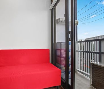 204/51 Garden Street, South Yarra VIC 3141 - Apartment For Rent | D... - Photo 2