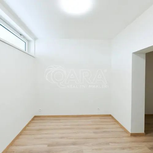 Pronájem bytu 2+kk v centru Benešova - Photo 1
