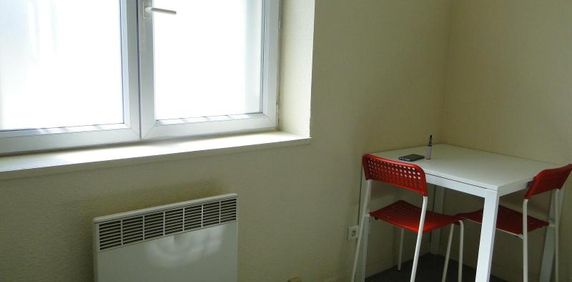 Location Appartement 1 pièce 15m² CLERMONT FERRAND 63000 - Photo 2