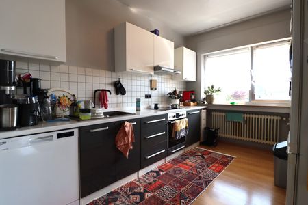 Helle Erdgeschosswohnung - Garten & Garage - Photo 4