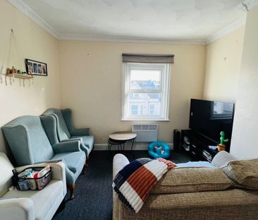 Pevensey Road - Photo 2