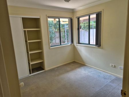 Very Rare Low Set Unit in Lovely Victoria Cove - 3 bed / 2 bath - Photo 4