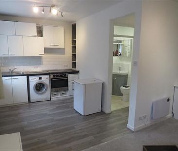 Percy Road, BOURNEMOUTH - Photo 3