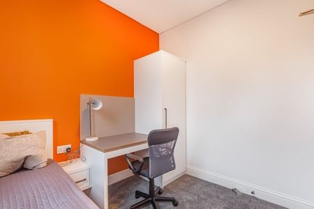 Cowley Road, Oxford - Photo 4