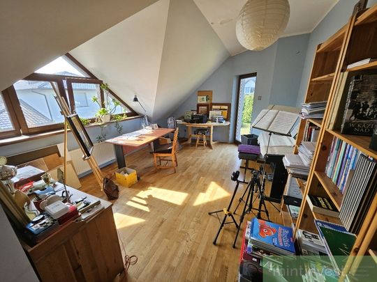 Dom wolnostojący w doskonałej lokalizacji - Zdjęcie 1