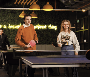 Medium Standard Double Ensuite - Photo 3