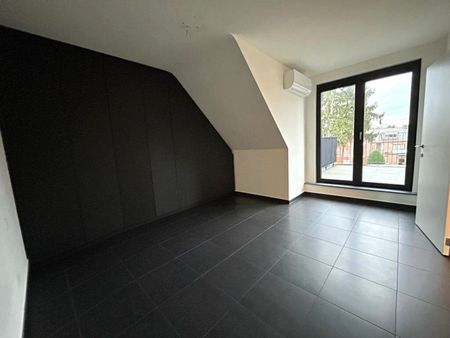 Gezellig en kwalitatief appartement van 80 m² gelegen te Mol centrum ! – Verlinden Vastgoed - Photo 3