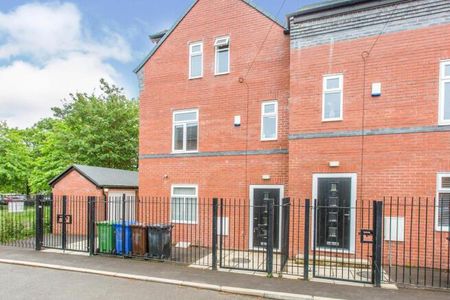 1 bedroom in a house share to rent - Photo 4