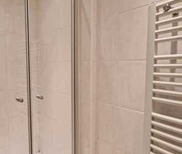 Appartement te huur in Sint-Pieters voor € 850 met 2 slaapkamers - Photo 4