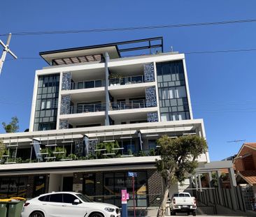Modern 2-Bedroom, 2-Bathroom Apartment | Vincent Street, Perth - Photo 5