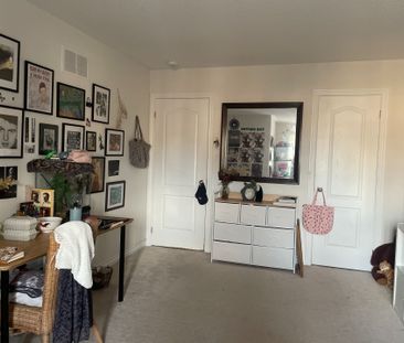 For Lease - 27 Palace Street, Thorold, Ontario - Photo 4