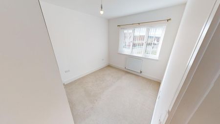 3 bedroom semi-detached house to rent - Photo 3