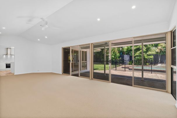 16 Seacove Court, Noosaville QLD 4566 - House For Rent | Domain - Photo 1