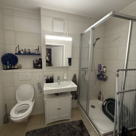 APPARTEMENTS 3.5 PIÈCES ENTIÈREMENT RÉNOVÉS, à FR - Photo 4