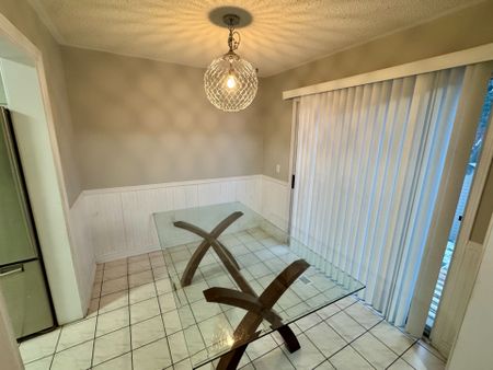 For Lease - 9 Upwood Place, Brampton, Ontario - Photo 2