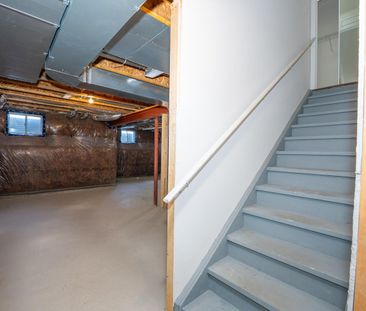 For Lease - 73 Forestwalk Street, Kitchener, Ontario - Photo 4