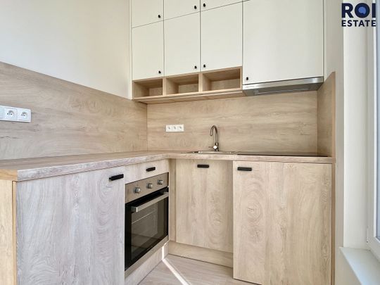 Pronájem bytu 1+kk 28 m² - Photo 1