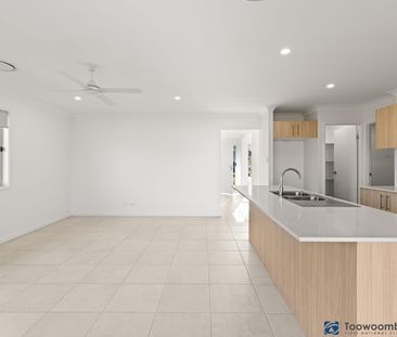 16 Vanessa Crescent, 4350, Cotswold Hills Qld - Photo 6