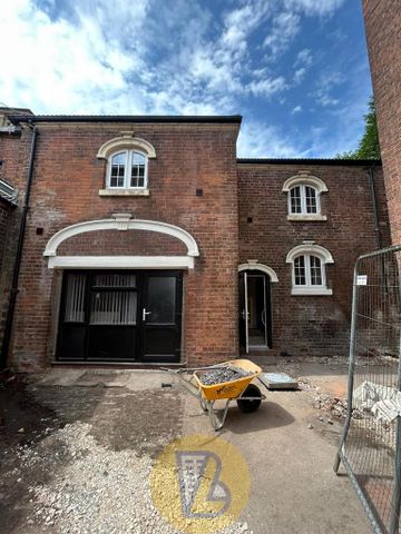 1 bedroom block of apartments to rent - Photo 5