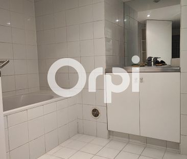 Appartement 3 pièces 60m2 MARSEILLE 1ER 1 151 euros - Photo 4