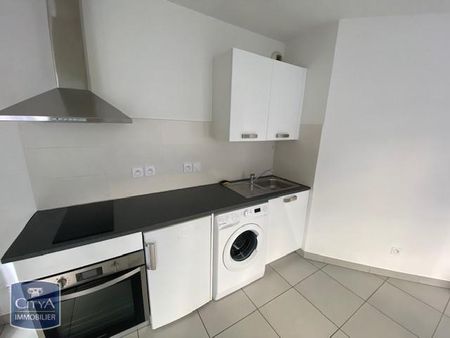 Location Appartement 1 pièce MARSEILLE 5ème - Photo 2