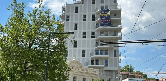 Appartement à louer 5 pièces 101.56m² - Photo 2