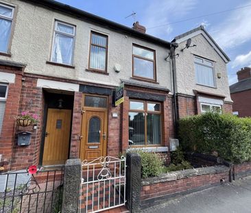 Well Street, Biddulph - Photo 3