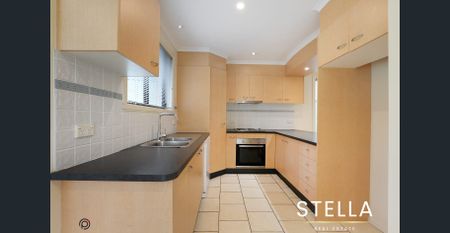 Three Bedroom House with Study in Mangerton - Photo 5