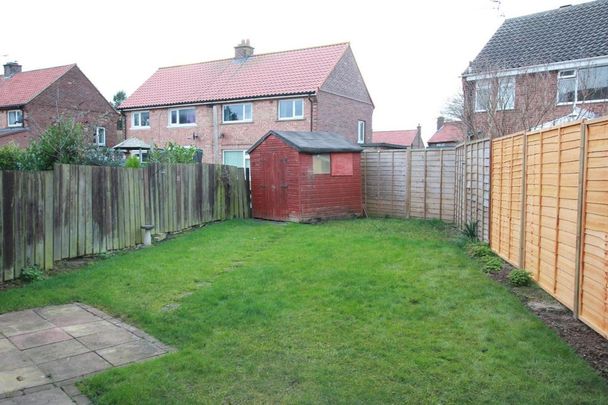 2 bedroom semi-detached house to rent - Photo 1