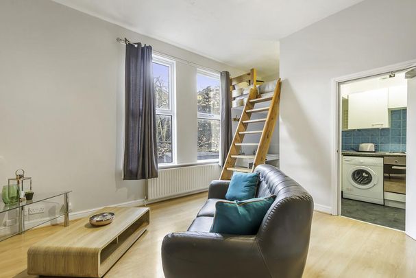 1 bedroom flat to rent - Photo 1