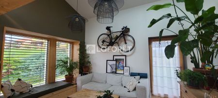 House - Photo 2