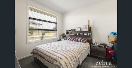 Quality Home with Space, Style and Convenience - Photo 4