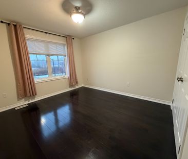 For Lease - 2003 Trawden Way, Oakville, Ontario - Photo 4