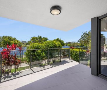 Waterfront Living with Ground-Floor Convenience! - Photo 1