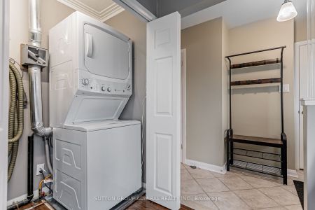 For Lease - 102 Cornwall Road Unit# Upper, Brampton, Ontario - Photo 5