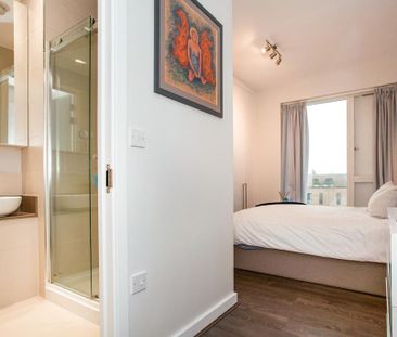 2 bedroom flat to rent - Photo 4