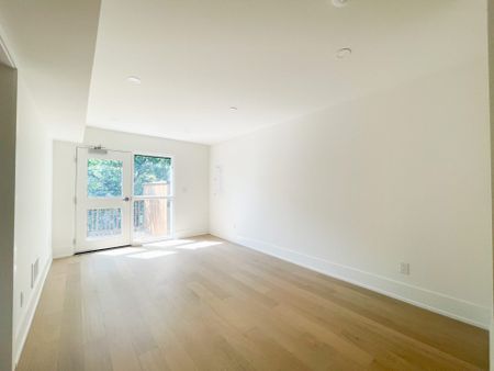 For Lease - 474 Palmerston Boulevard Unit# 2, Toronto, Ontario - Photo 4