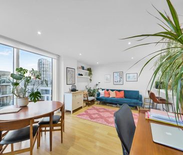 Riverside Apartments, N4 - Photo 2