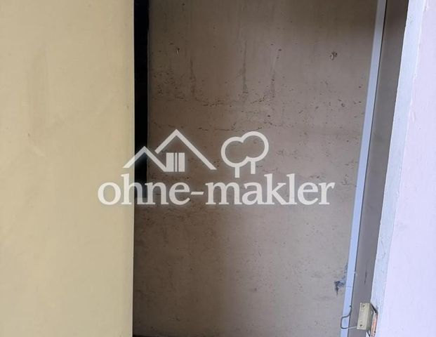 Attraktive 3,5-Zimmer Wohnung mit Balkon im 3. OG in Schwalbach am Taunus - Photo 1