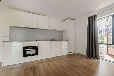 2 bedroom apartment to rent - Photo 4