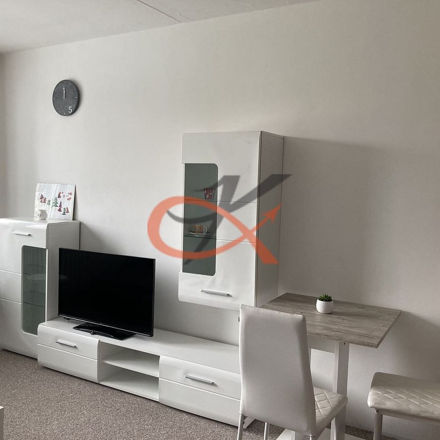 Pronájem bytu 2+kk 44 m² - Photo 1