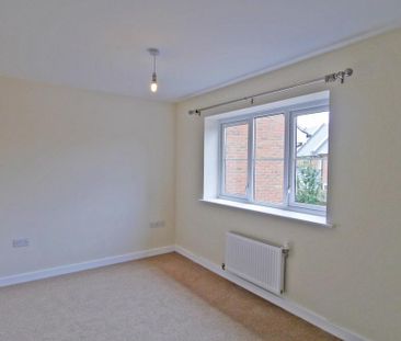 3 bedroom detached house to rent - Photo 5