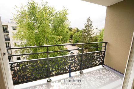 Location Appartement 4 pièces 80m² - Photo 4