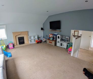 Hessary View, Saltash, PL12 - Photo 1
